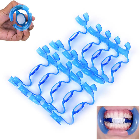 CHEEK RETRACTOR