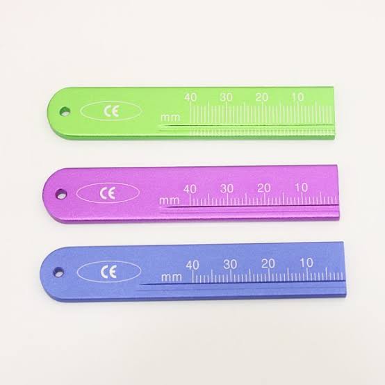 PLASTIC RULER ENDO